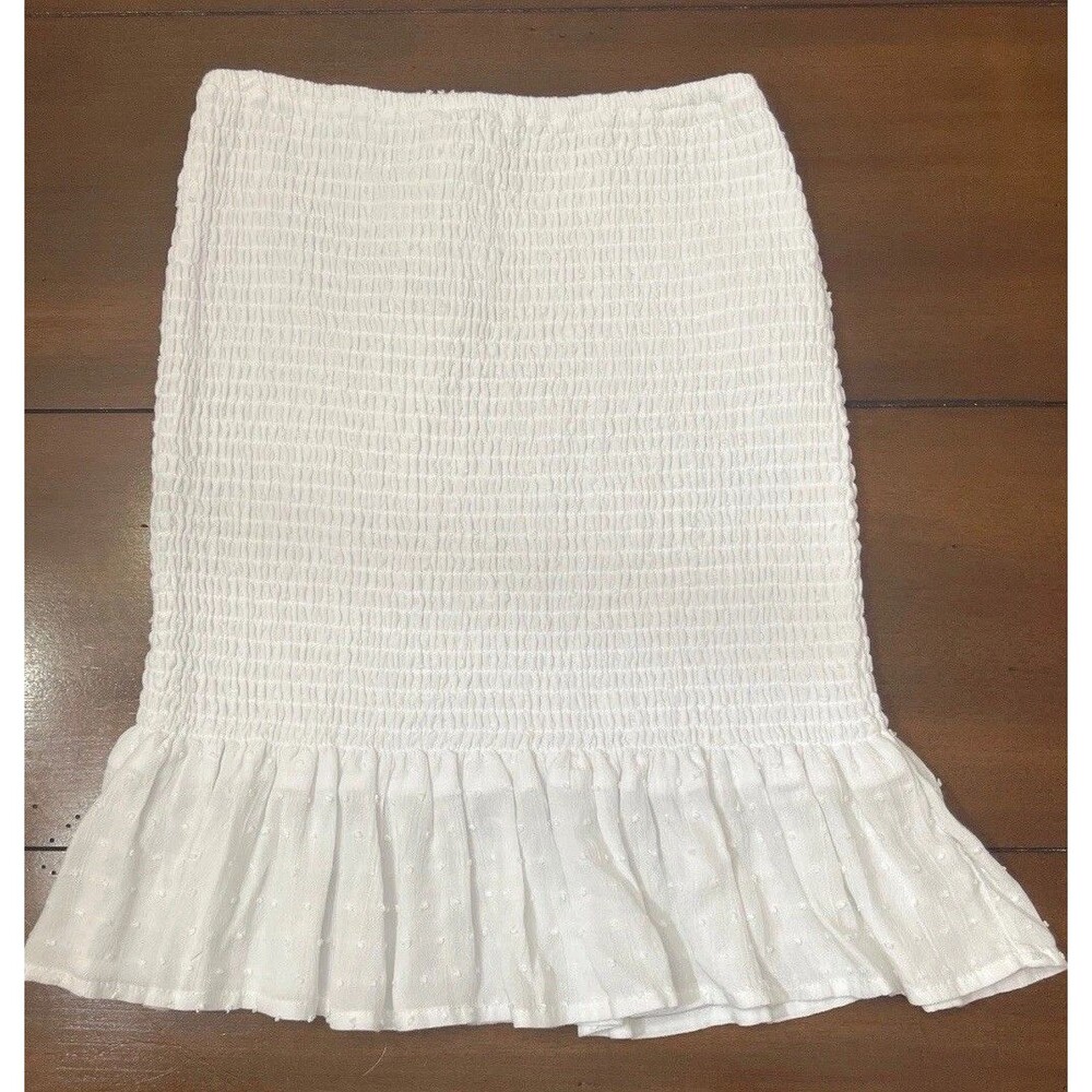 NWT Hollister White Smocked Ultra High-Rise Mini Skirt XS Swiss Dot Ruffle Hem